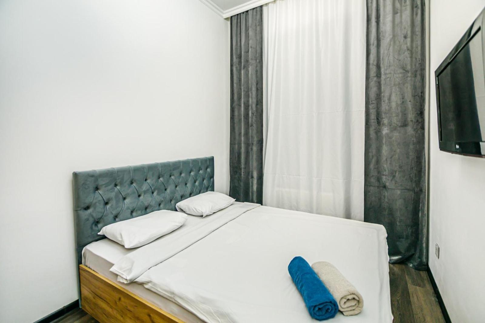 M Estate. 2 Room Home In Targovu Baky Esterno foto